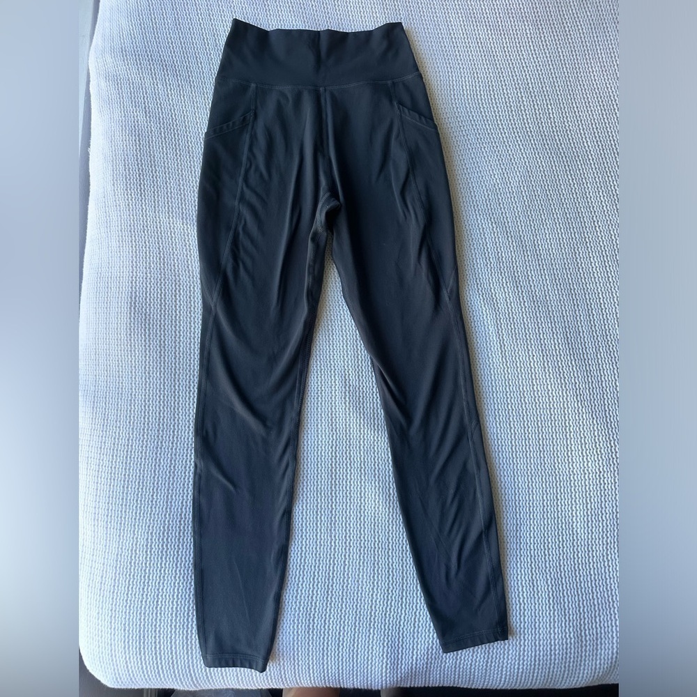 Alphalete Surface Pocket Laser Cut Leggings Dark Grey Size Small - Picture 4 of 10